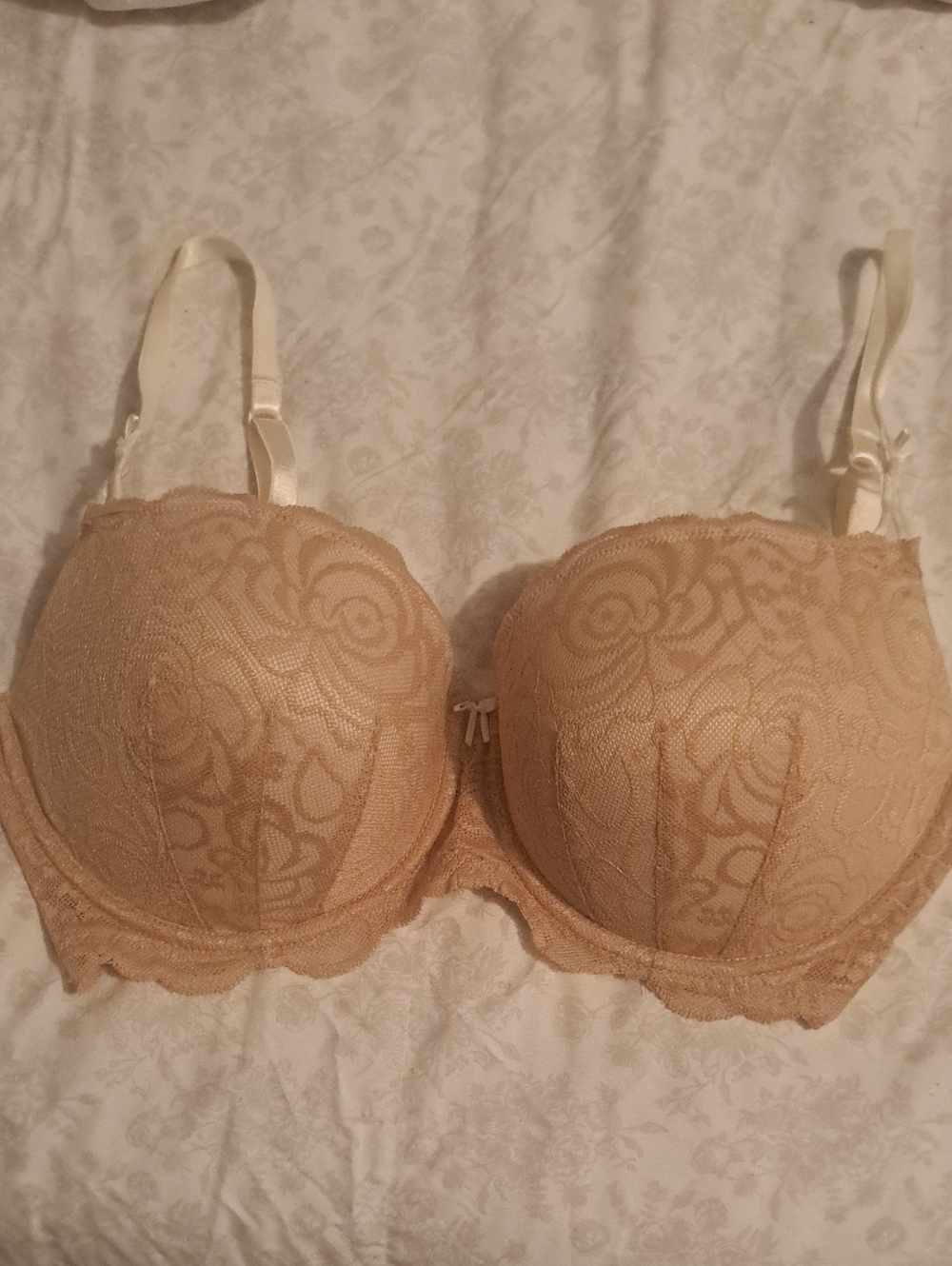 Candies Women's Lace Balconette Push-Up Bra in Nude